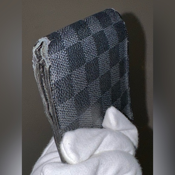 Louis Vuitton Graphite Black Damier Bifold Wallet - Picture 7 of 16